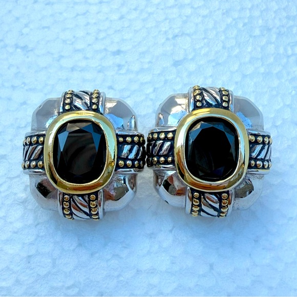 TJ Vintage elegant white and Gold Women's clip on earings